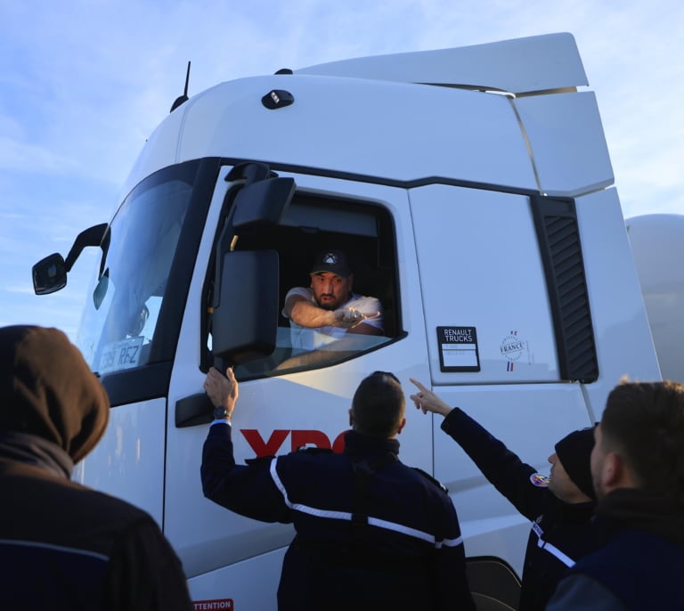 Los camioneros españoles temen a los agricultores franceses y exigen seguridad al Gobierno