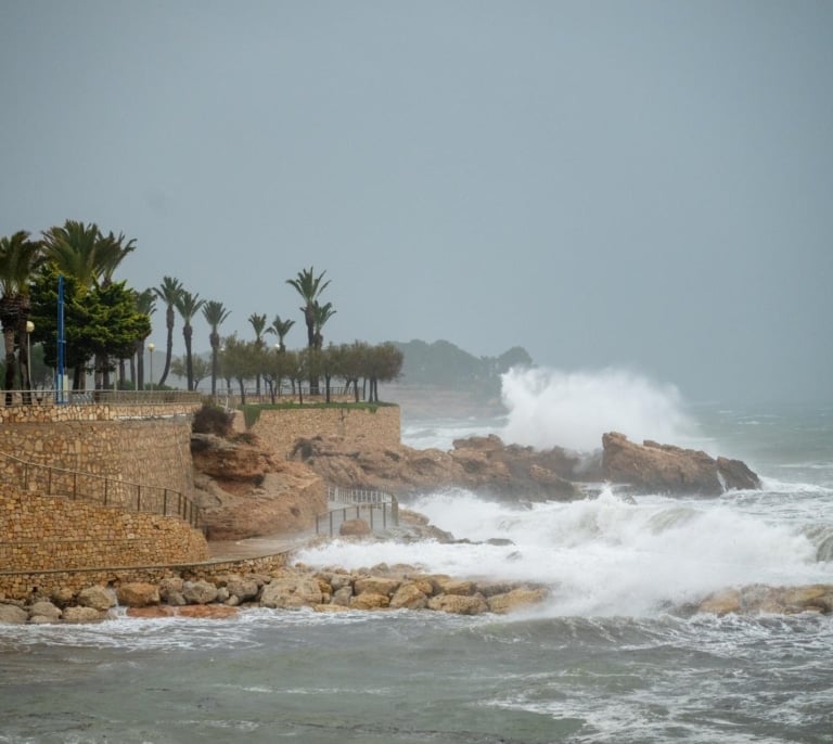 Un hombre de 82 años muere ahogado en una playa de Tarragona
