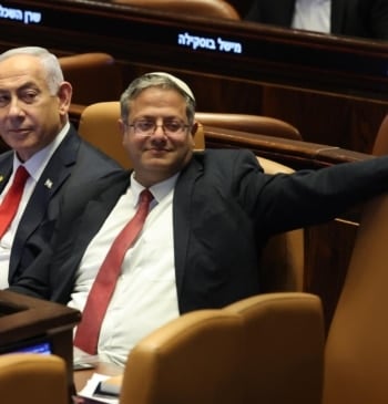 Un ministro ultraderechista israelí visita a los detenidos de la flotilla y [...]