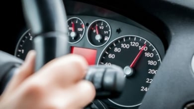Los casos en los que la DGT permite circular a 150 km/h en autopista