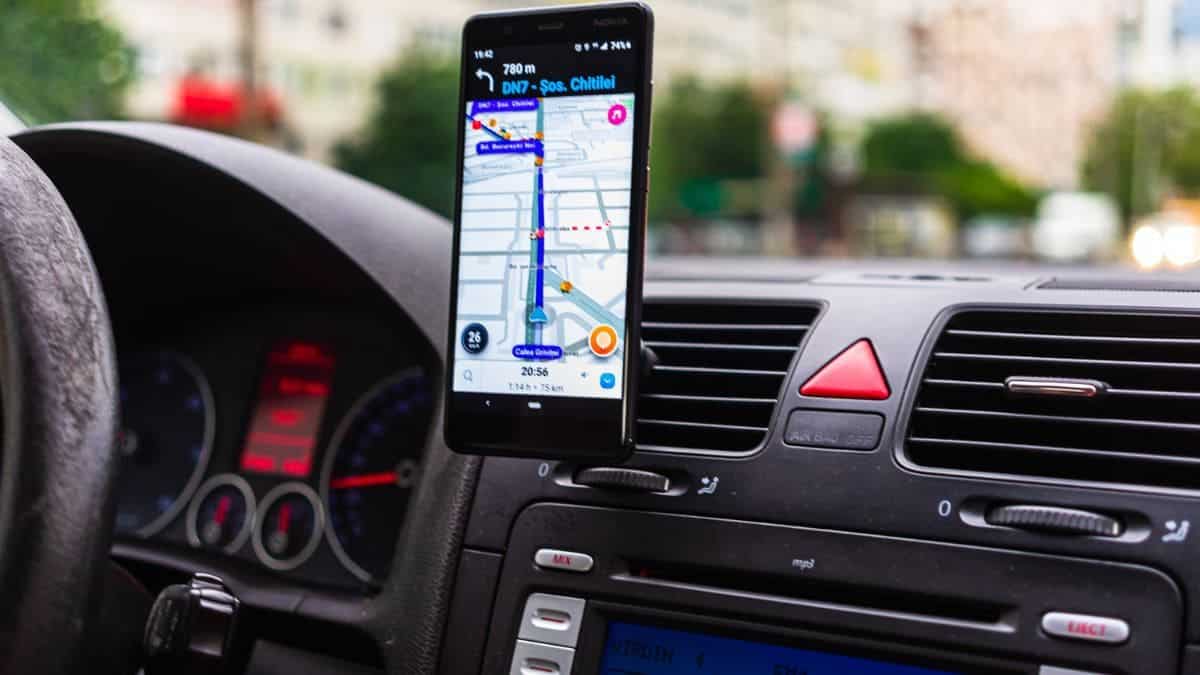 DGT aplicaciones Waze, Social Drive