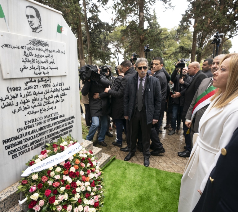 Por qué el plan Mattei de Meloni seduce a Argelia y debe preocupar a España