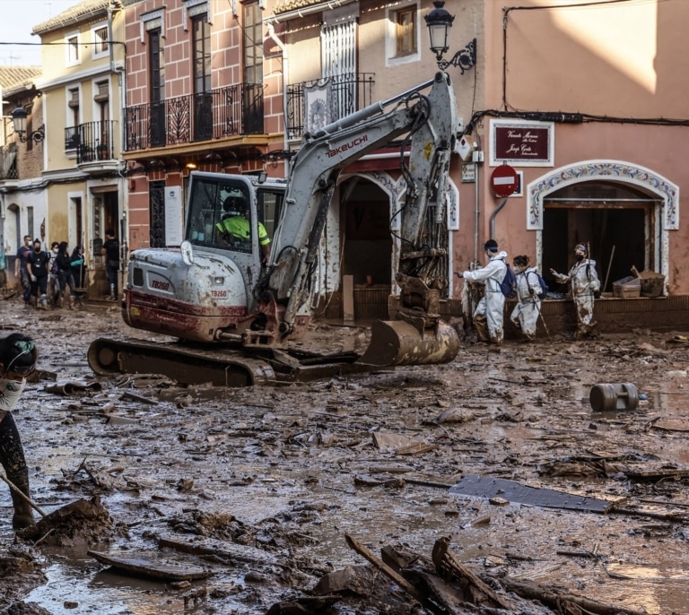 Temor a que el lodo de la riada colapse los colectores de agua residual de los pueblos afectados por la DANA