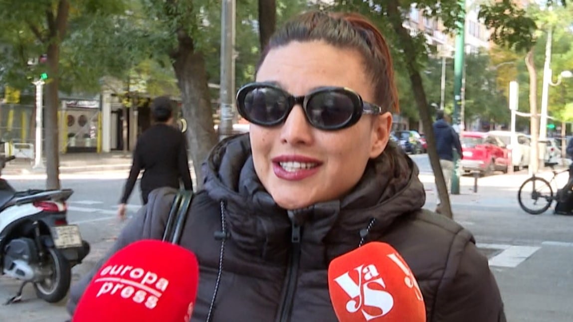 Elisa Mouliáa responde a la prensa después de que se archivara provisionalmente la causa contra Íñigo Errejón.