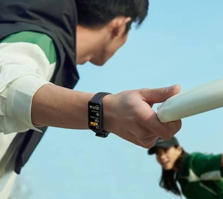 Así es la pulsera de actividad HUAWEI Band 8 top ventas en Amazon y rebajadísima por el Black Friday