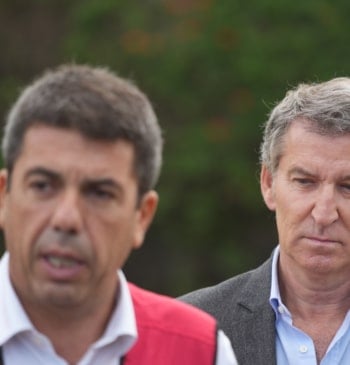 Feijóo se adelanta a Mazón y recibe a afectados por la tragedia [...]
