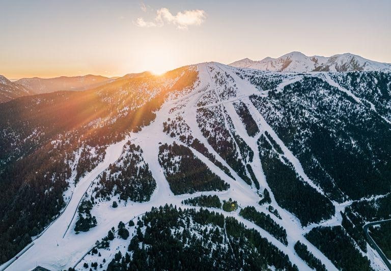 La estación de esquí Pat Arinsal recompensa a los usuarios más previsores con descuentos en los forfait