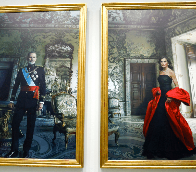 El ‘cuadro’ de Leibovitz y la oportunidad perdida del retrato real: “Letizia está muñequizada"