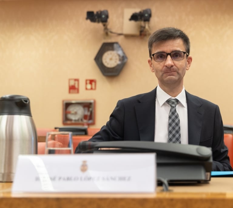 Los 10 altos directivos de RTVE percibirán sueldos superiores a los del presidente del Gobierno... y a los de cualquier ministro