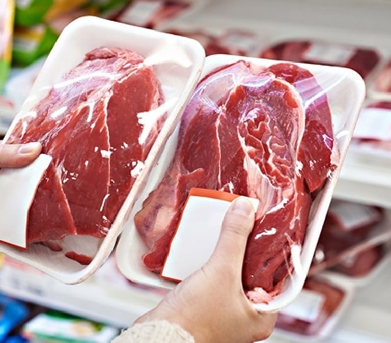 La OCU avisa, evita estos supermercados si buscas carne de alta calidad