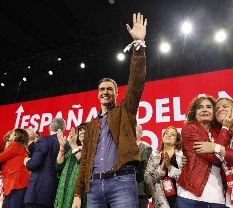 Sánchez anuncia una empresa pública de vivienda y se lanza ya como candidato pese a los "ataques": "Doy un paso al frente"