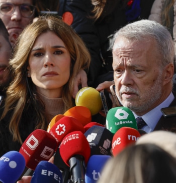 El juez Peinado multa a Vox y Hazte Oír con 500 euros [...]