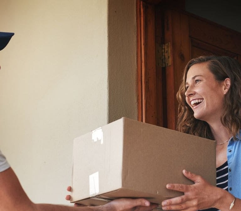 La alerta de la policía con la estafa de las etiquetas de los paquetes