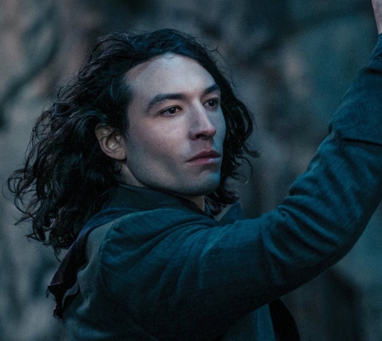 Ezra Miller, de su paso por el "bosque" a su vuelta a Hollywood: "Estoy en un punto difícil"