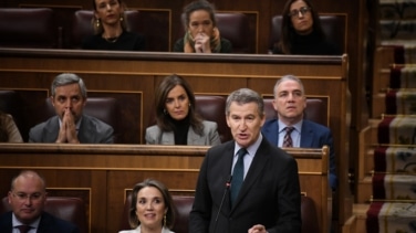 El PP mantiene su oferta de mano tendida a Junts para plantear una moción de censura