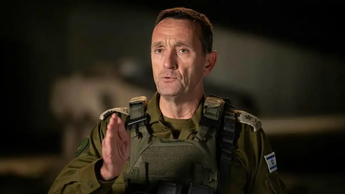 El líder del ejército israelí dimite por el 7 de octubre: "Mi responsabilidad por el fracaso me acompañará el resto de mi vida"