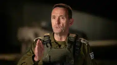El líder del ejército israelí dimite por el 7 de octubre: "Mi responsabilidad por el fracaso me acompañará el resto de mi vida"