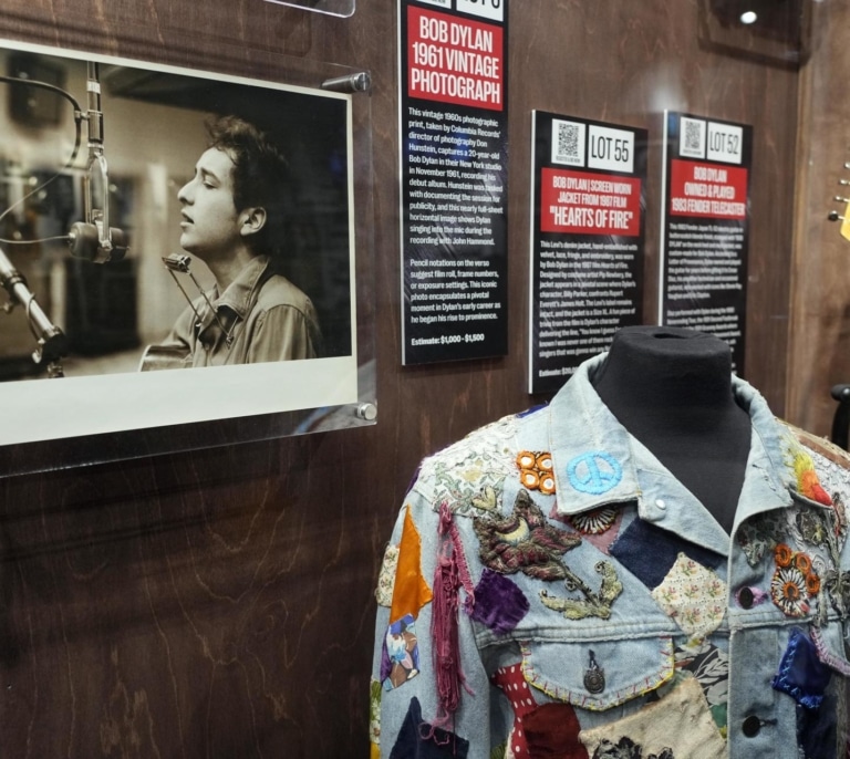 Una canción de Bob Dylan se subasta por medio millón de dólares