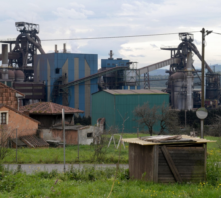 La factura disparada de la gran industria: electricidad un 20% más cara y sin bonificaciones