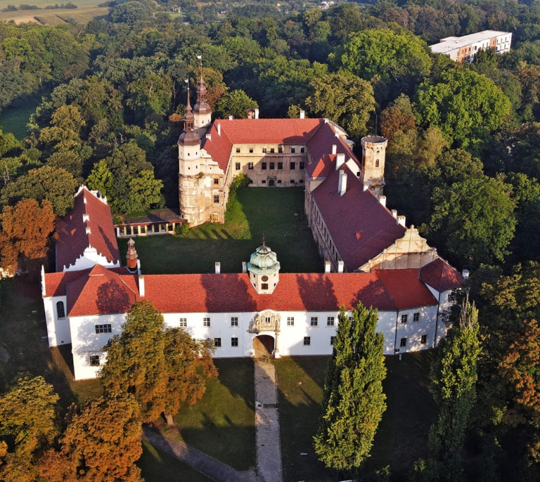 Un castillo en Polonia para Elon Musk, el nuevo rey del mundo