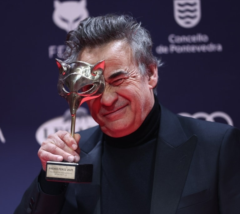 Premios Feroz 2025: de Eduard Fernández a Nagore Aramburu, estos son todos los premiados de la última edición