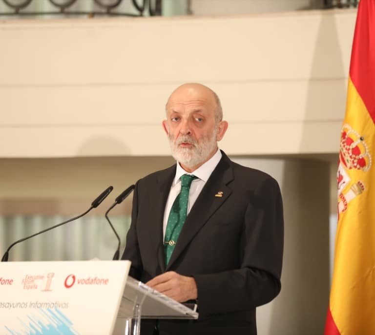 El CGPJ decide no designar a Azón director de la Escuela Judicial y le concede la plaza que solicitó en el Supremo