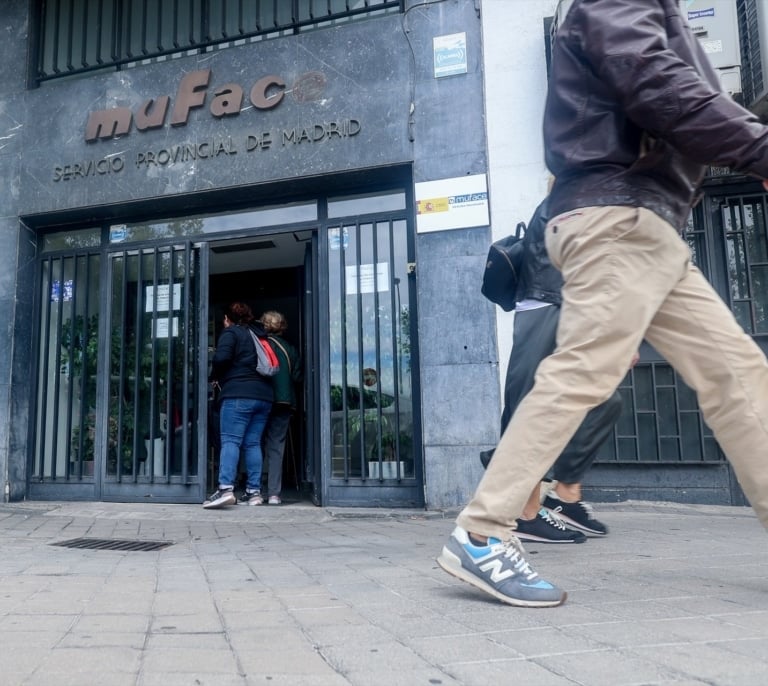 El principal sindicato de los funcionarios amenaza con una oleada de querellas contra el Gobierno si se desmantela Muface