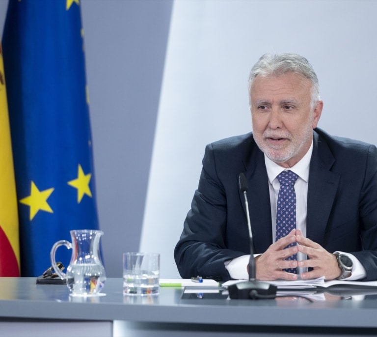 Sánchez nombra comisionada del 'Año Franco' a la discípula de un catedrático afín al PSOE