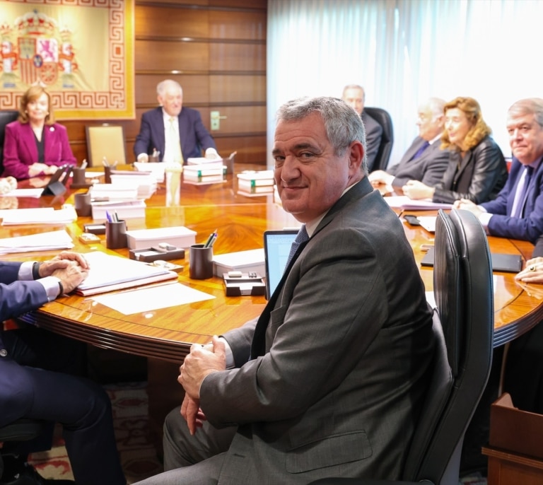 El Tribunal Constitucional aparta a Macías del debate sobre la Ley de Amnistía