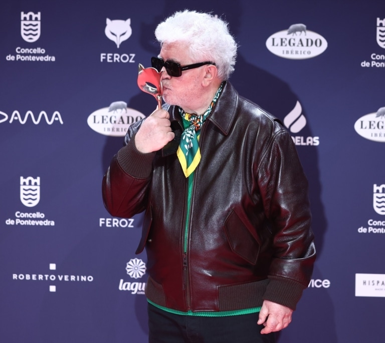 Pedro Almodóvar denuncia el comportamiento del juez del 'Caso Errejón' en los Premios Feroz: "tiene que aceptar la crítica"