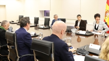 El coste para la Seguridad Social de las bajas que quiere acortar el Gobierno se triplica en 10 años, hasta los 15.000 millones