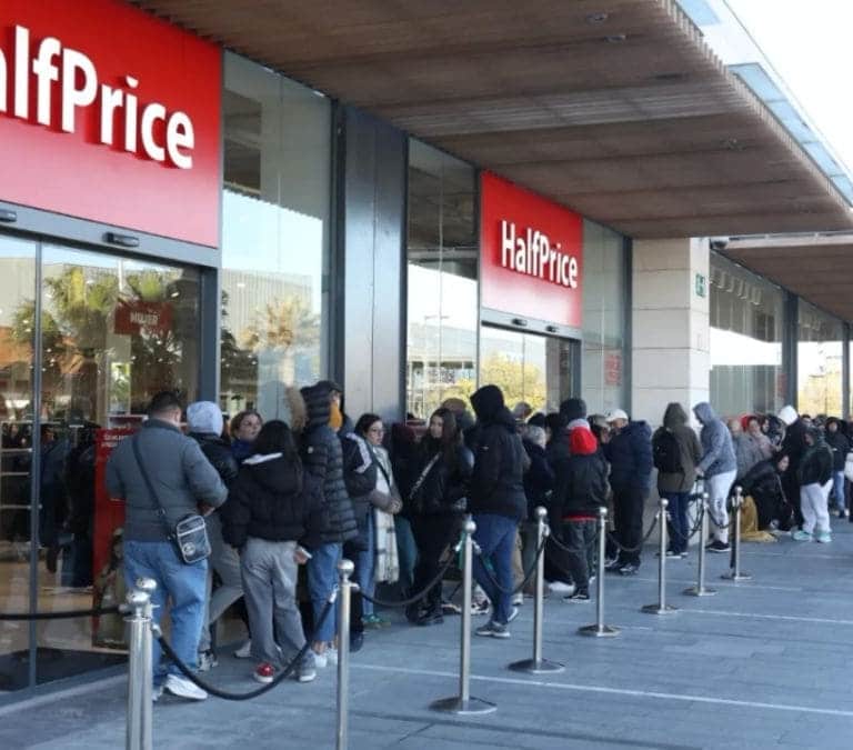 Half Price llega a Madrid: el outlet con más 3.000 marcas y productos de lujo
