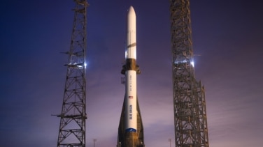 Blue Origin contra SpaceX: Jeff Bezos y Elon Musk comparan sus lanzaderas