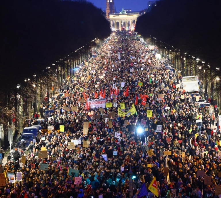 Más de 160.000 personas se manifiestan en Berlín contra el auge de la ultraderecha