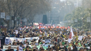 Miles de personas marchan por Madrid contra la especulación inmobiliaria