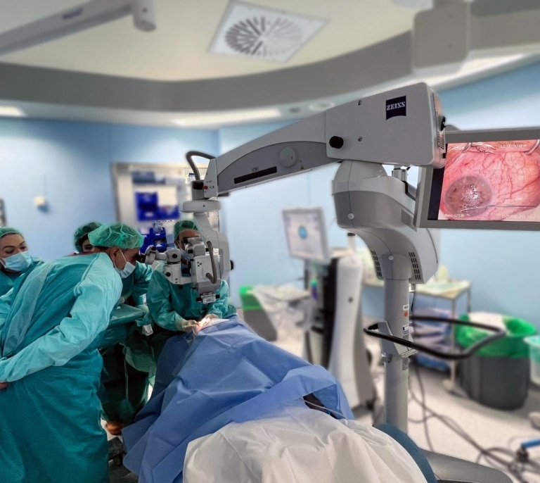 El Hospital Quirónsalud Marbella incorpora la técnica de trasplante corneal lamelar 