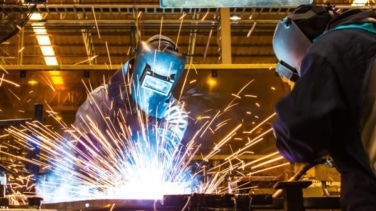 Un peón del metal en Guipúzcoa gana un 30 % más que un ingeniero metalúrgico en Cuenca