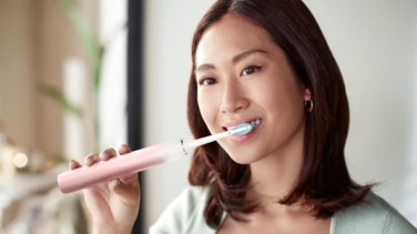 Sonrisa implecable y sana con este cepillo de dientes eléctrico de Philips ¡rebajado más de 130€!