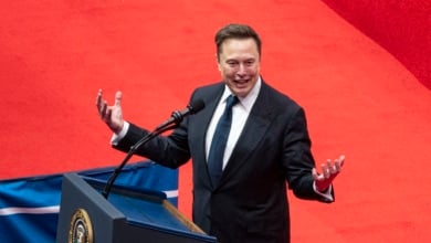 Qué es la 'Grokipedia', la nueva enciclopedia online de Elon Musk