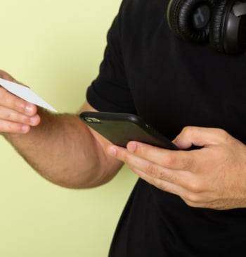 El 'favor rápido' que puede vaciarte la cuenta: así funciona la estafa [...]