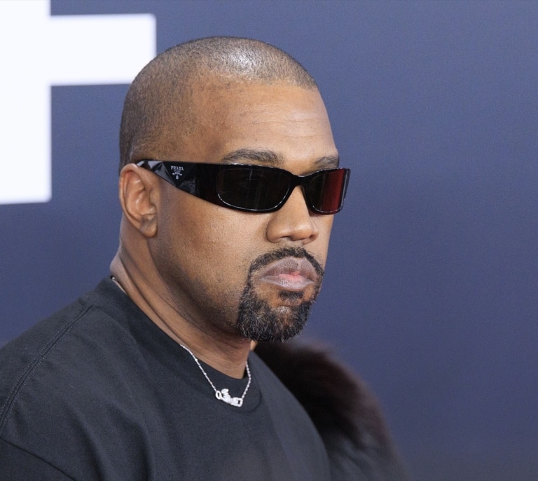 Tuits antisemitas, polémica en los Grammy y un supuesto divorcio: ¿qué está pasando con Kanye West?