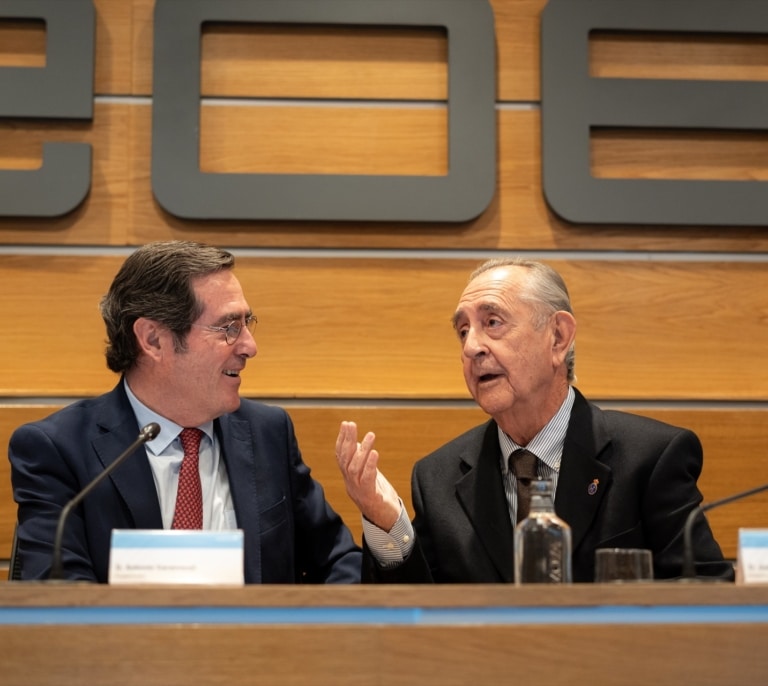 Las bajas laborales de más de un año suponen uno de cada tres días perdidos e impulsan el absentismo