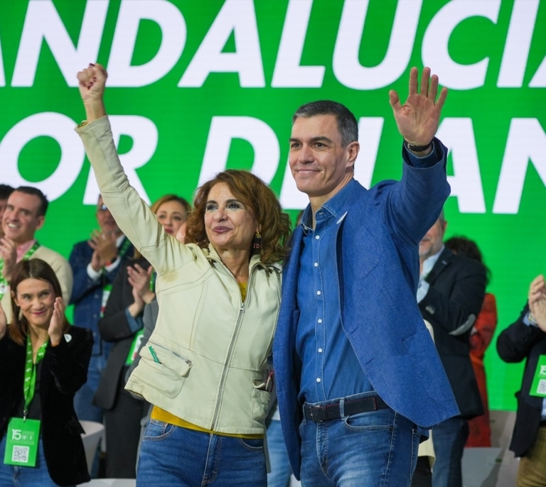 Abascal apuesta por Trump y Sánchez apuesta por Abascal