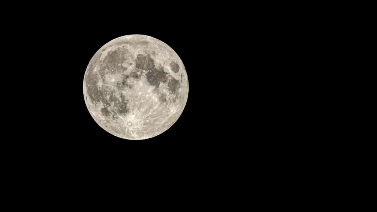 Calendario lunar marzo 2025: ¿Cuándo habrá luna llena?