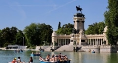 El Retiro y otros cinco parques de Madrid cerrarán hoy desde las 18 horas por los fuertes vientos