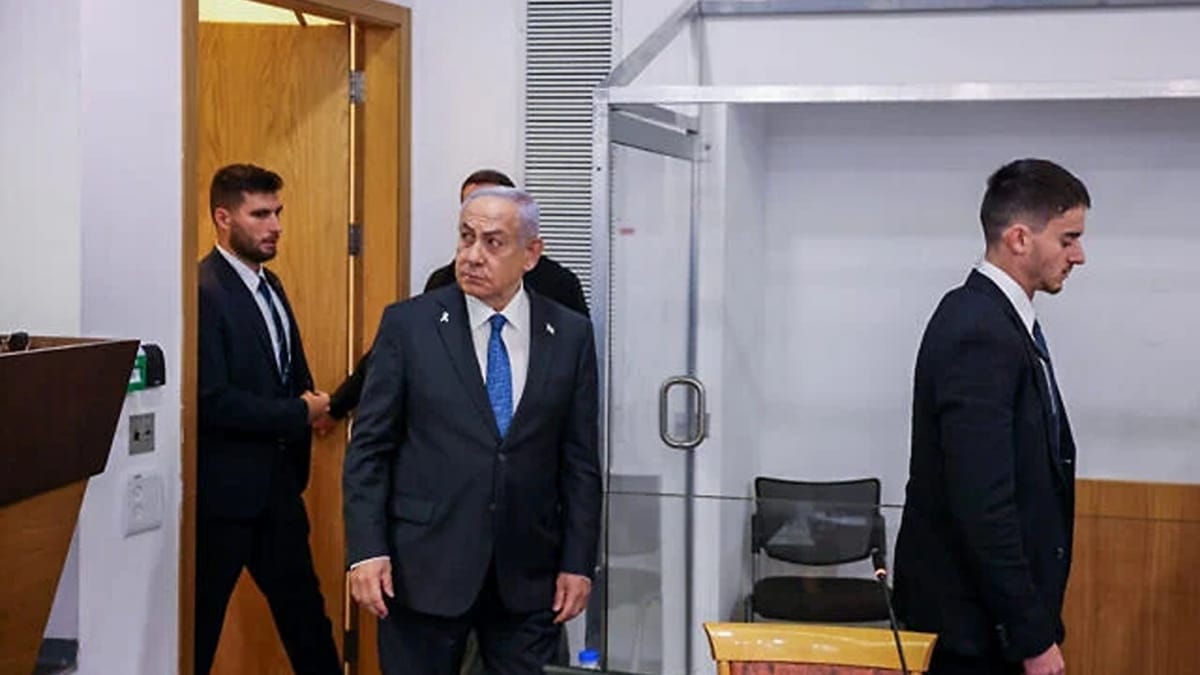 Netanyahu regresa al tribunal que le juzga por corrupción en plenas presiones para que mantenga la tregua en Gaza