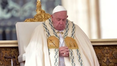 El Papa ha pasado la "noche tranquila y está descansando"