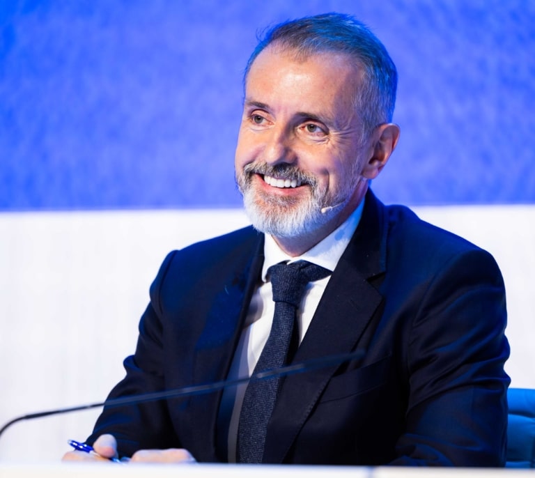 Murtra promete a los accionistas que Telefónica tendrá una "disciplina financiera de hierro"