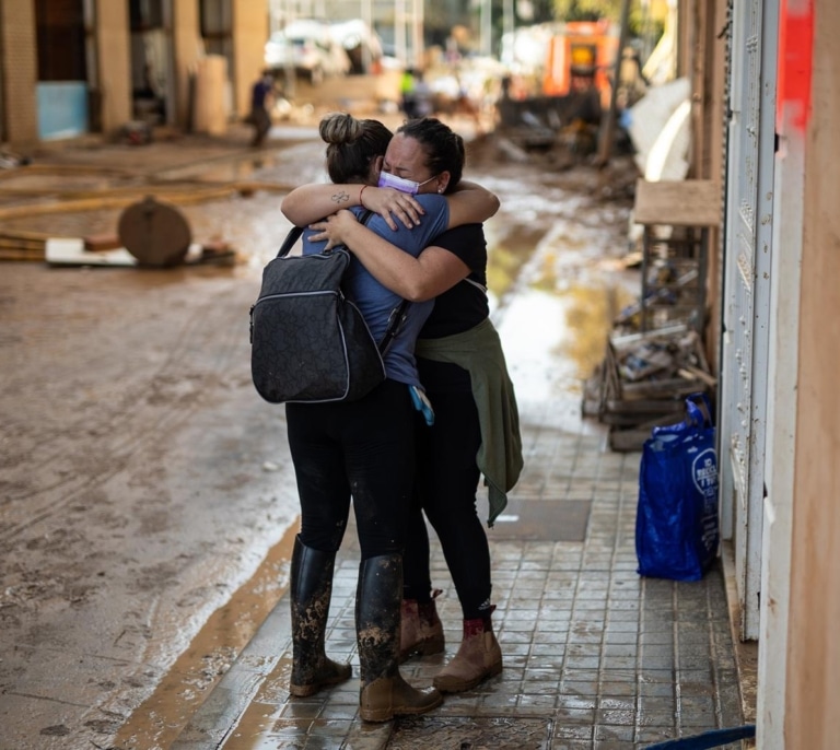 Fundación Mutua  y el Colegio Oficial de Psicólogos valenciano ofrecerán atención psicológica a los afectados por la DANA