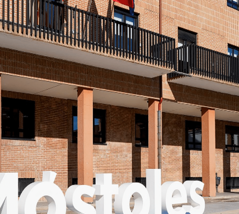 La UCO investiga cientos de miles de euros en contratos menores del PSOE en el Ayuntamiento de Móstoles